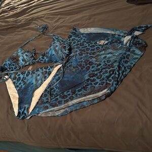 Like new-3 piece bikini and sarong set